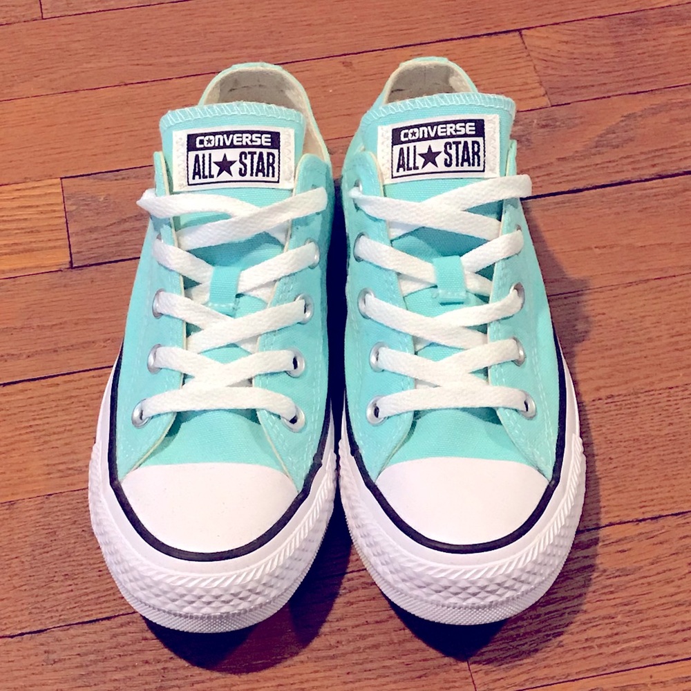 Aqua Converse